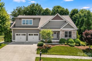 60 Barnrock Drive, Mills River, NC 28759