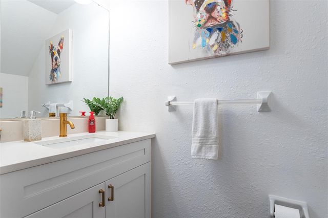 2526 W KANSAS AVENUE B, Tampa, FL 33629