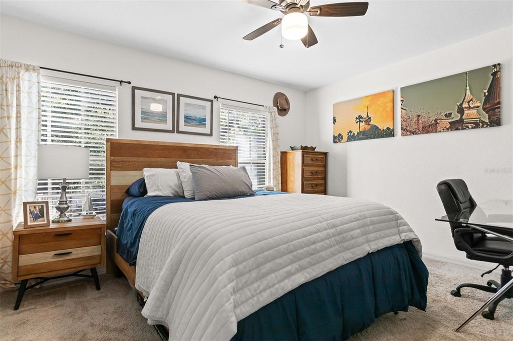 Image 12 of property listing at 2526 W KANSAS AVENUE B, Tampa, FL 33629