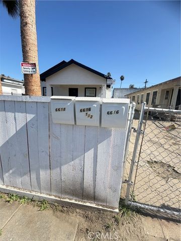 6616 Denver, Los Angeles, CA 90044