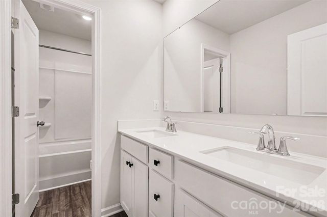 10136 Chatham Run Lane, Charlotte, NC 28262