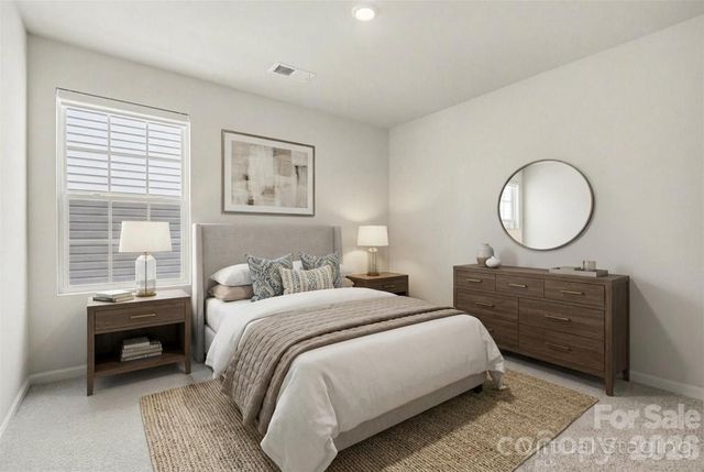 10136 Chatham Run Lane, Charlotte, NC 28262