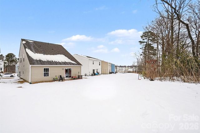 10136 Chatham Run Lane, Charlotte, NC 28262