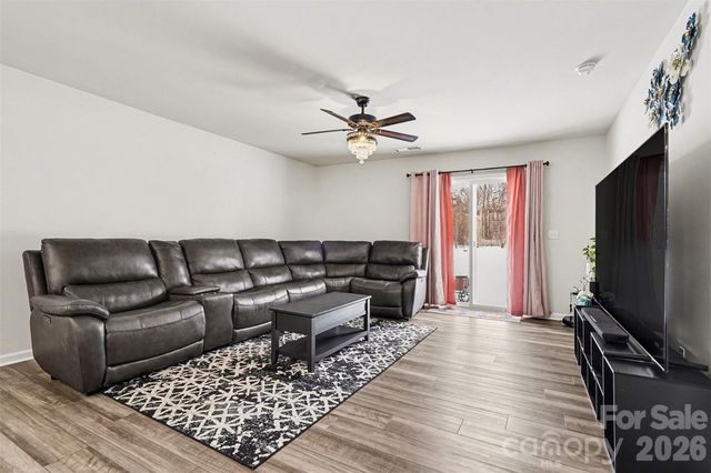 10136 Chatham Run Lane, Charlotte, NC 28262