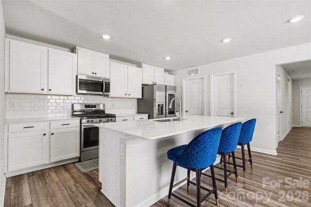 10136 Chatham Run Lane, Charlotte, NC 28262