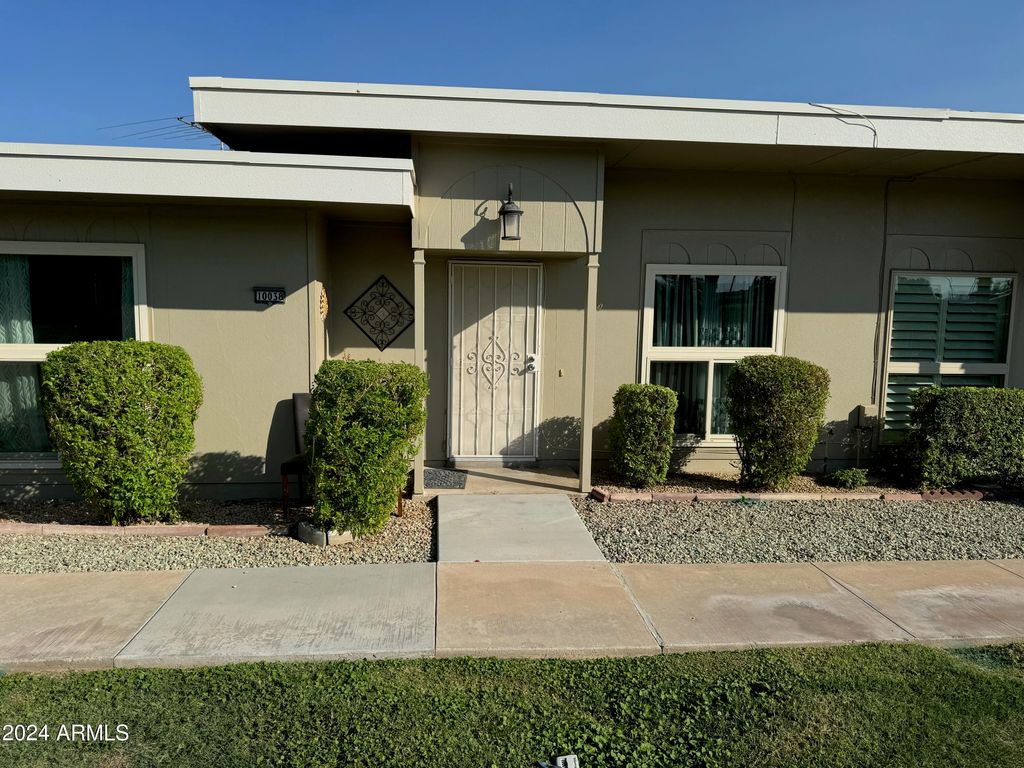 10038 W LANCASTER Drive, Sun City, AZ 85351 — exterior