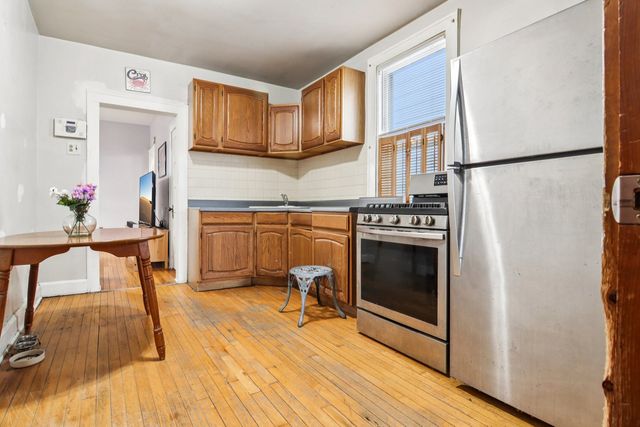 3921 N Newcastle Avenue, Chicago, IL 60634