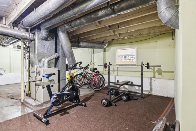 3921 N Newcastle Avenue, Chicago, IL 60634