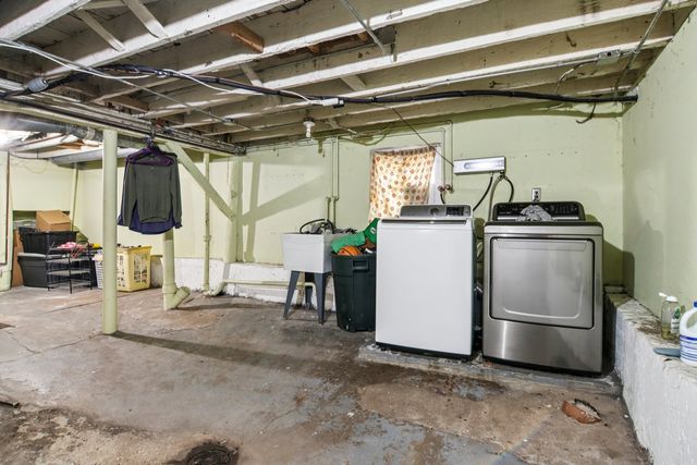 3921 N Newcastle Avenue, Chicago, IL 60634