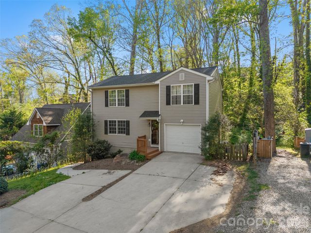 13 Castle Street, Asheville, NC 28803