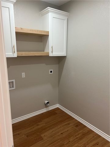 1614 Robeson Street, Bryan, TX 77803