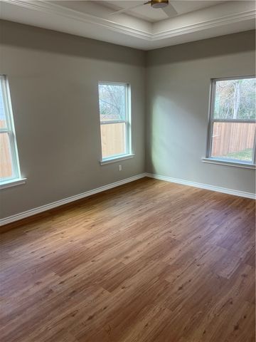 1614 Robeson Street, Bryan, TX 77803