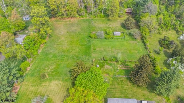 57 Washington Valley Rd, Warren Twp., NJ 07059