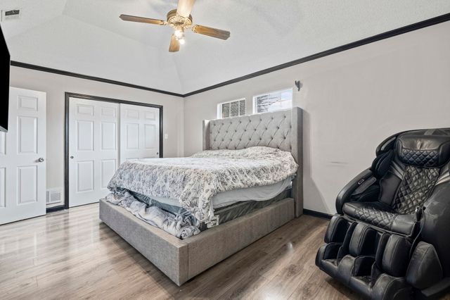 1642 RED BARN DR, Cordova, TN 38016