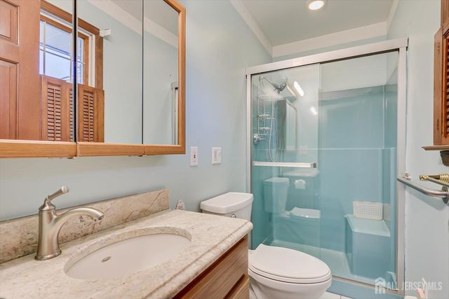 17 Bartha Avenue, Edison, NJ 08817