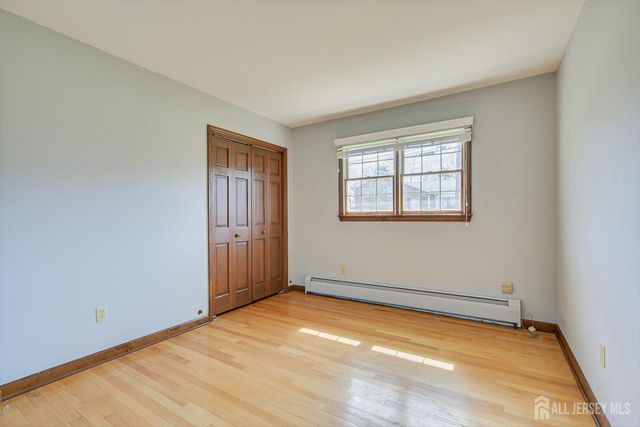 17 Bartha Avenue, Edison, NJ 08817