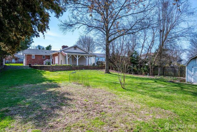 17 Bartha Avenue, Edison, NJ 08817