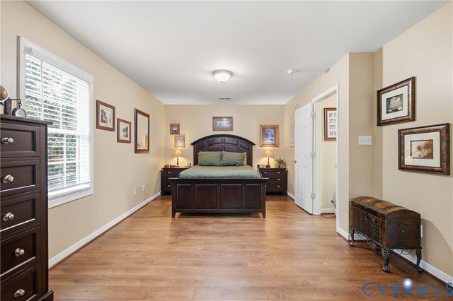 10624 Hamlin Dr, Chester, VA 23831