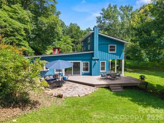 789 Morrow Branch Road, Leicester, NC 28748