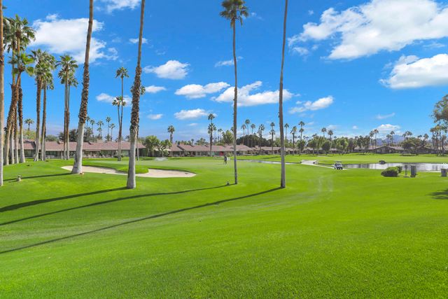 14 Ponderosa Circle, Palm Desert, CA 92211