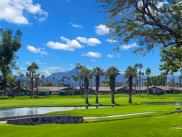14 Ponderosa Circle, Palm Desert, CA 92211