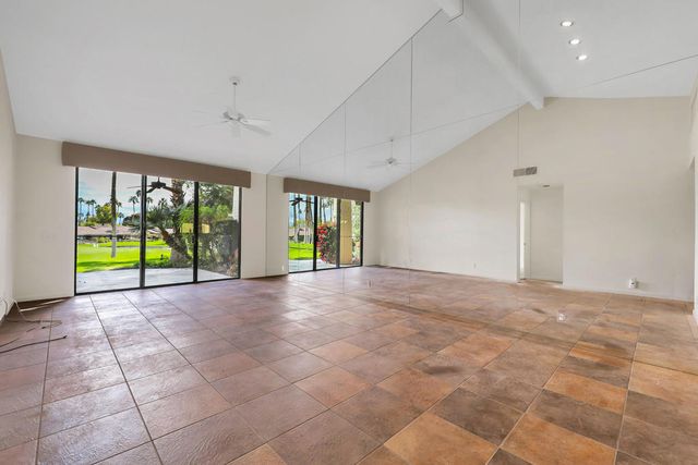 14 Ponderosa Circle, Palm Desert, CA 92211