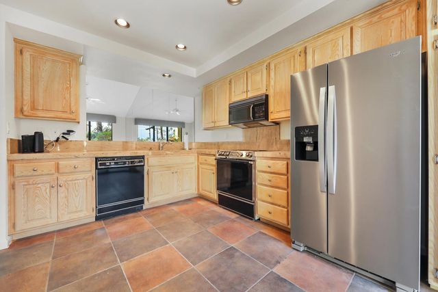 14 Ponderosa Circle, Palm Desert, CA 92211