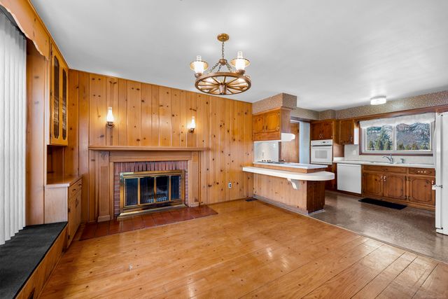 53165 Franklin Drive, Utica, MI 48316