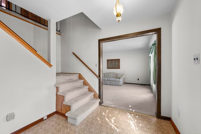 53165 Franklin Drive, Utica, MI 48316