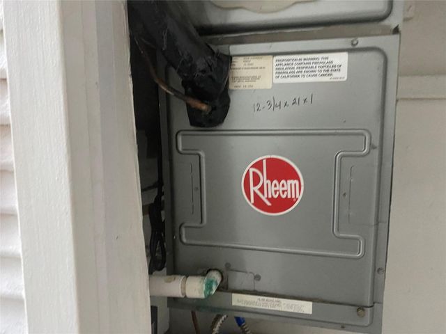 1100 Atlantic Shores 309, Hallandale Beach, FL 33009