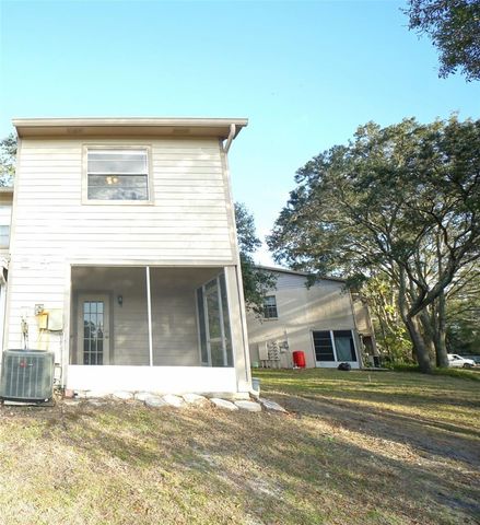 2263 FLETCHERS POINT CIRCLE, Tampa, FL 33613