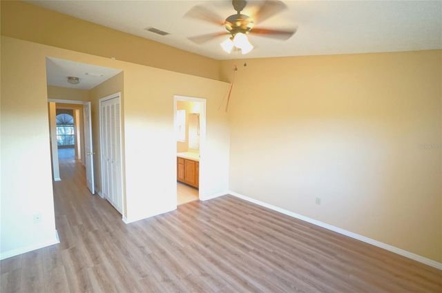 2263 FLETCHERS POINT CIRCLE, Tampa, FL 33613