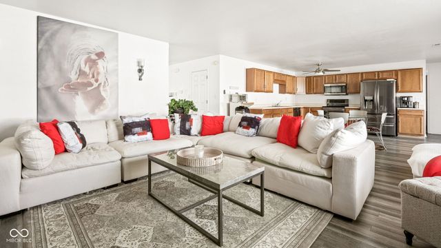 1844 Creekside Drive, Brownsburg, IN 46112