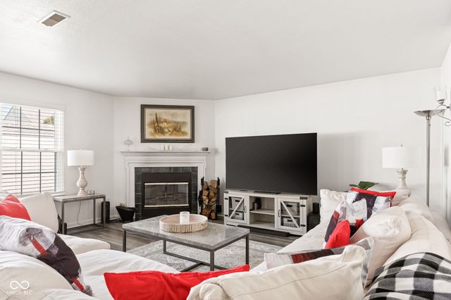 1844 Creekside Drive, Brownsburg, IN 46112