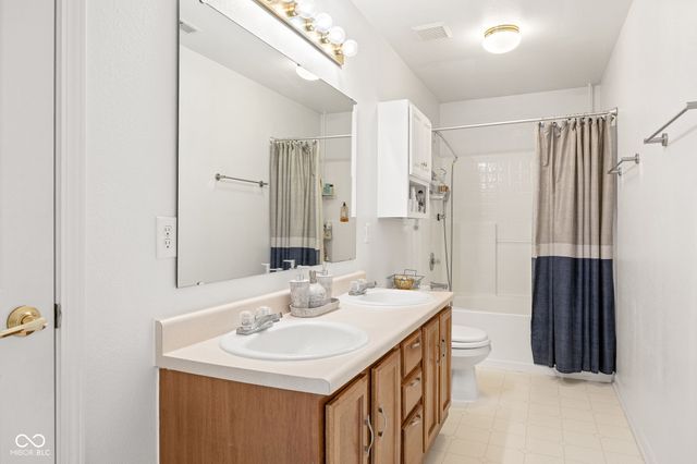 1844 Creekside Drive, Brownsburg, IN 46112