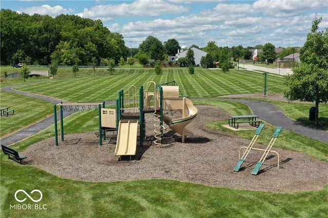 1844 Creekside Drive, Brownsburg, IN 46112