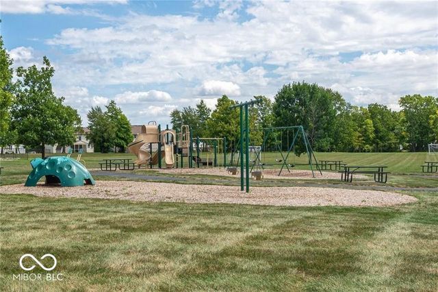 1844 Creekside Drive, Brownsburg, IN 46112