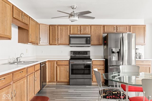 1844 Creekside Drive, Brownsburg, IN 46112