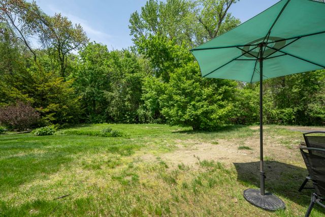 44 Brook Hollow Way, Manchester, NH 03103