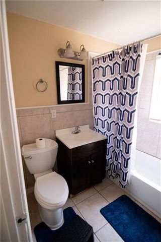 7923 HARRIS Avenue, Raytown, MO 64138