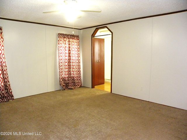 18265 Robin Oaks Drive, Gulfport, MS 39503