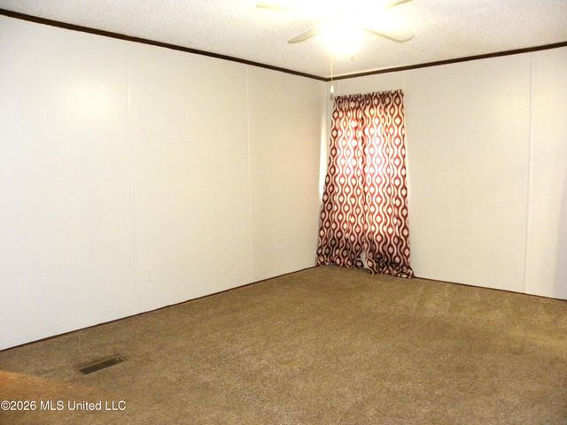 18265 Robin Oaks Drive, Gulfport, MS 39503