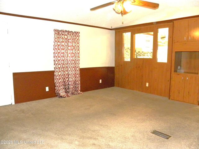 18265 Robin Oaks Drive, Gulfport, MS 39503