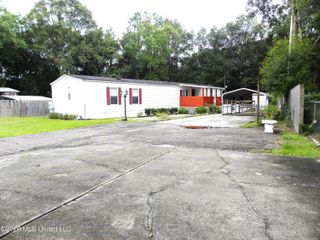 18265 Robin Oaks Drive, Gulfport, MS 39503