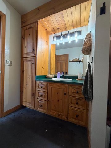 N4716 3rd Avenue, Oxford, WI 53952