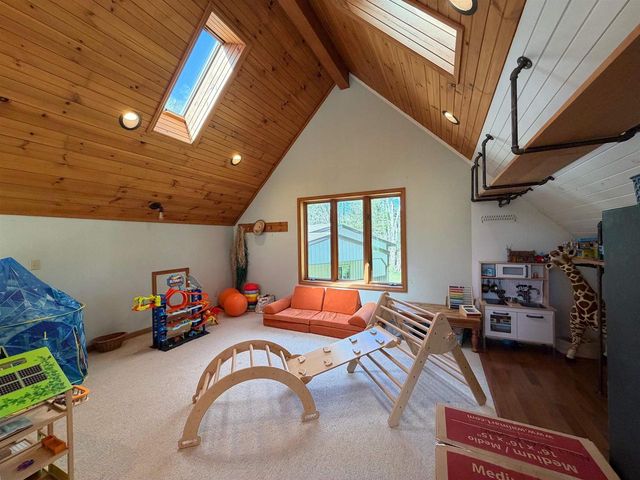 N4716 3rd Avenue, Oxford, WI 53952