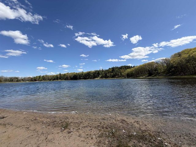 N4716 3rd Avenue, Oxford, WI 53952