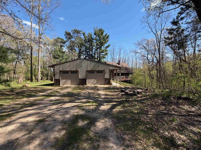 N4716 3rd Avenue, Oxford, WI 53952