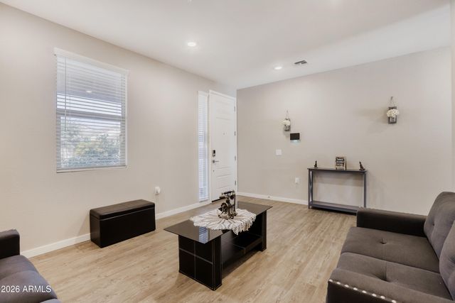 13565 N 142nd Drive, Surprise, AZ 85379