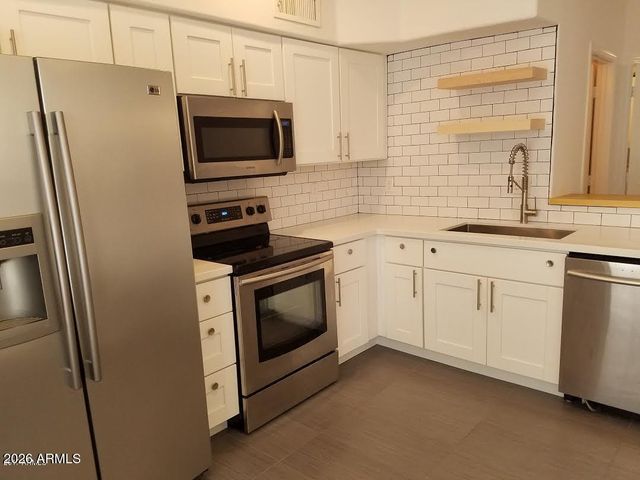 500 N Roosevelt Avenue 120, Chandler, AZ 85226